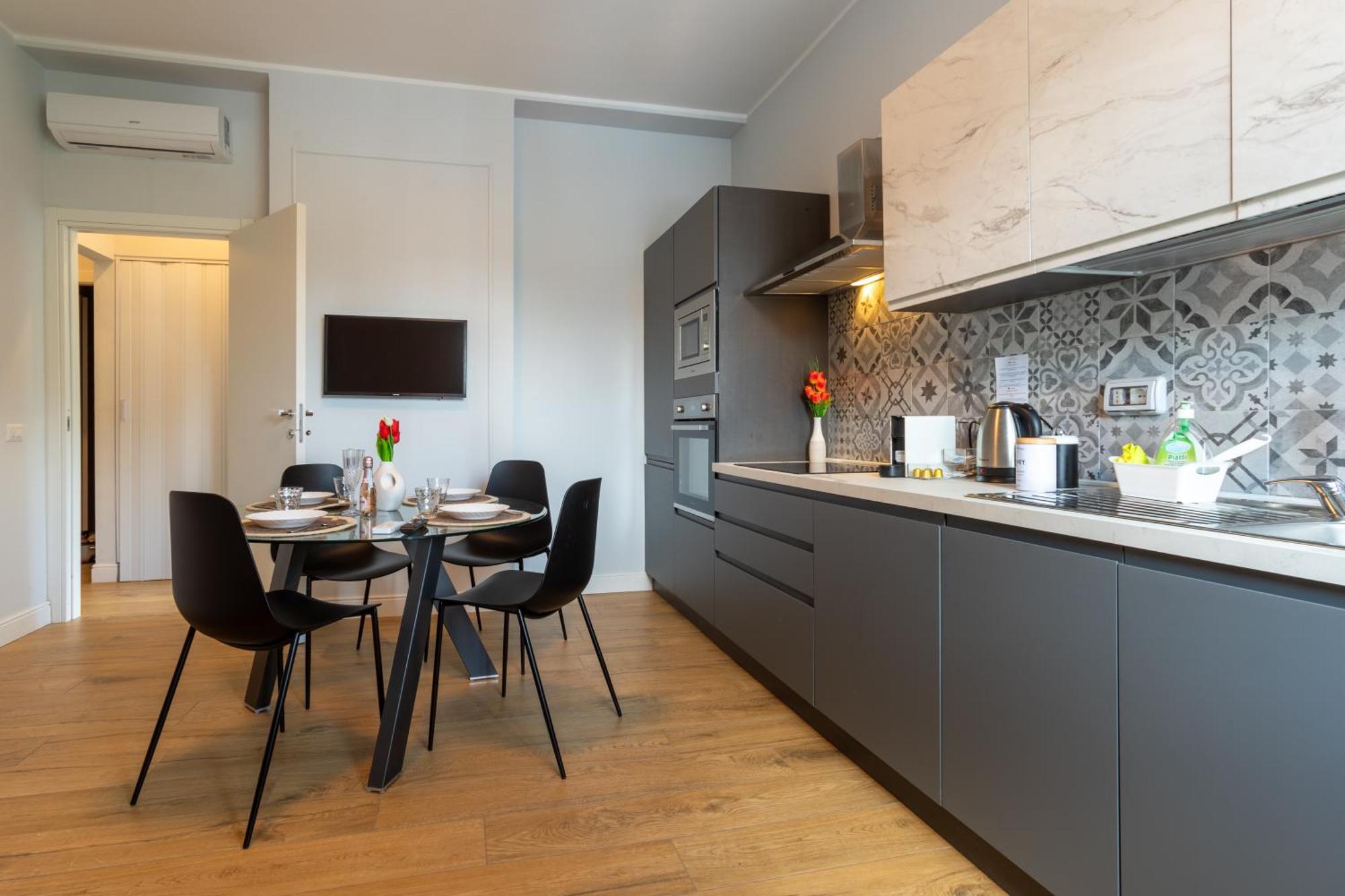 Lavarell - Exclusive Apartment Como Exterior photo