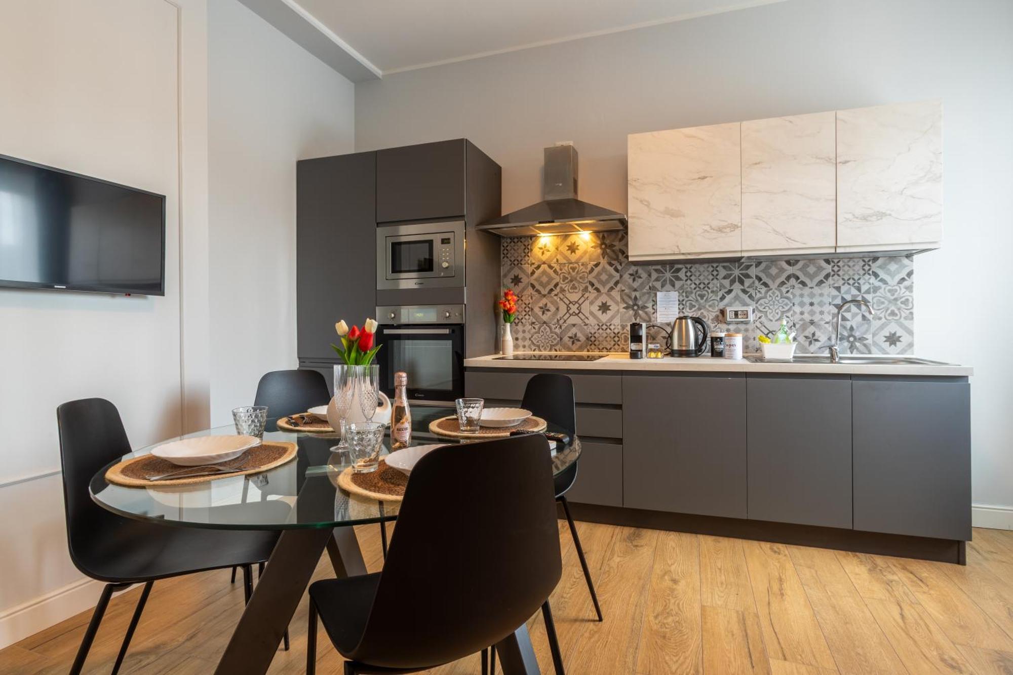 Lavarell - Exclusive Apartment Como Exterior photo